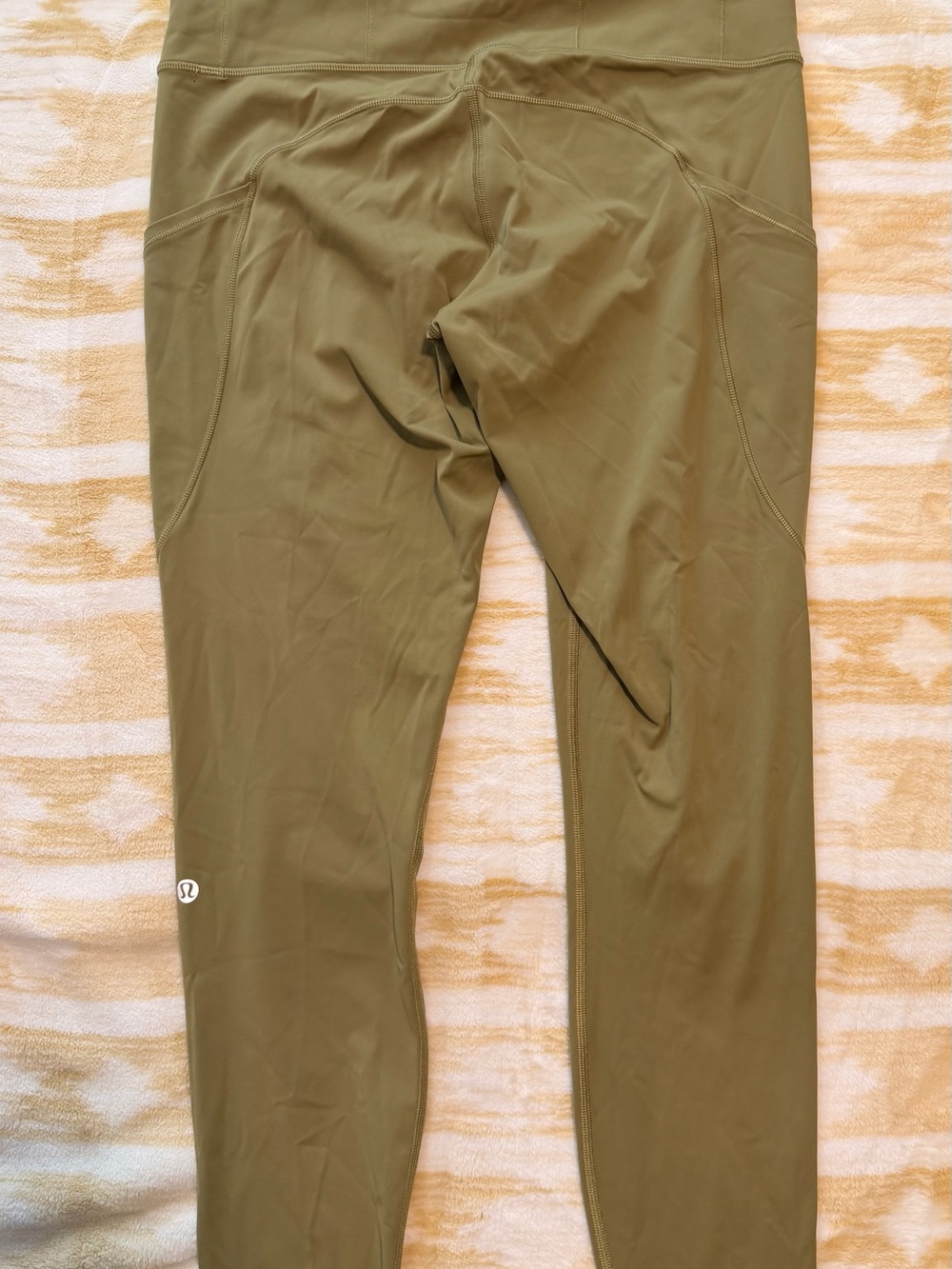 Lululemon Fast and Free High-Rise Tight  *Non-Reflective size 10 - Picture 5 of 9